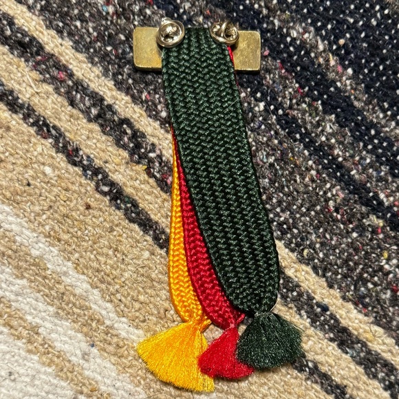 Webelos Tri-Color Cub Scout Ribbon Pin Original with 1 achievement pin - Picture 2 of 2